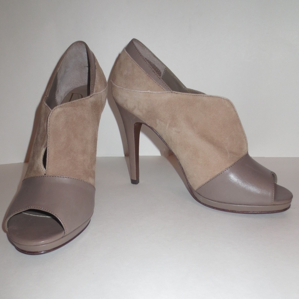 DVF Diane Von Furstenburg SHINE Split Vamp Bootie